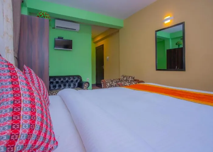 Hotel Oyo 492 Yeti 2*